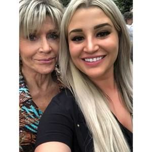 Meet your Posher, Sienna